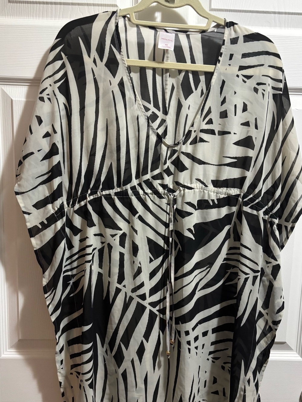 Merona Black & Off White Tropical Palm Cover Up